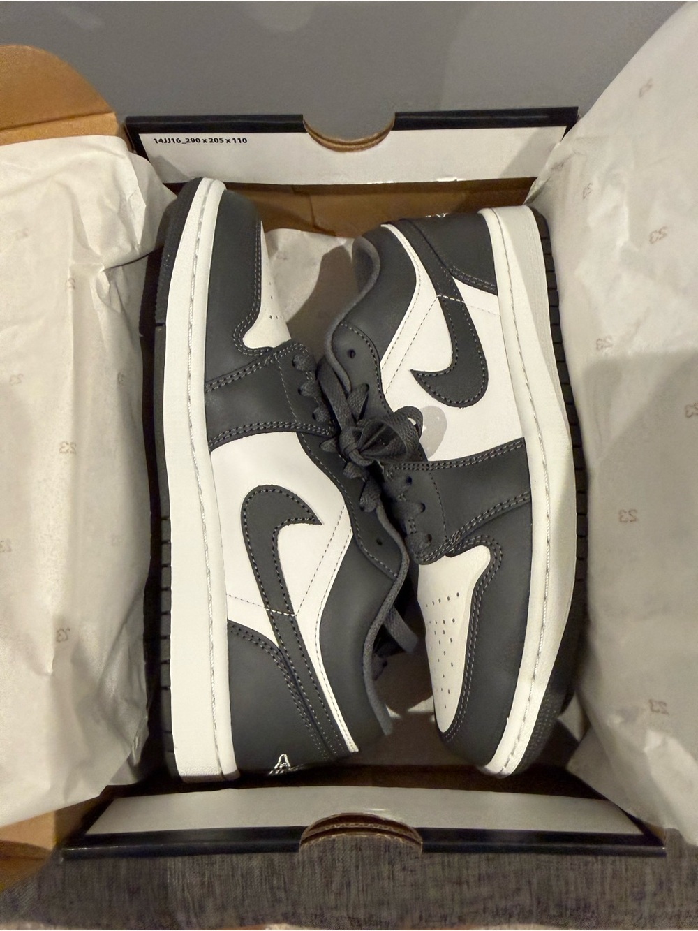 Air Jordan 1 Nike Low-Top Sneakers — White & Dark Gray size 7.5 men